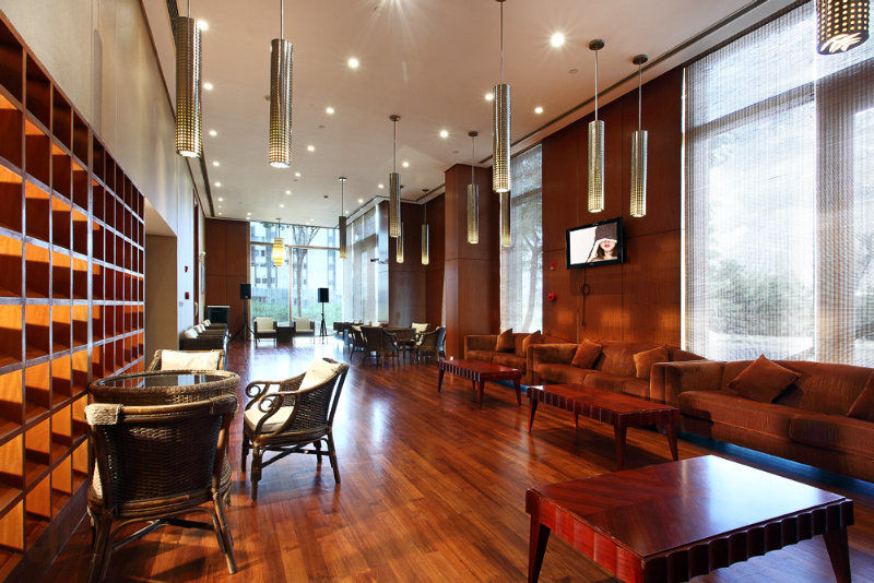Howard Johnson Plaza Lingang Shanghai Nanhui Exterior photo
